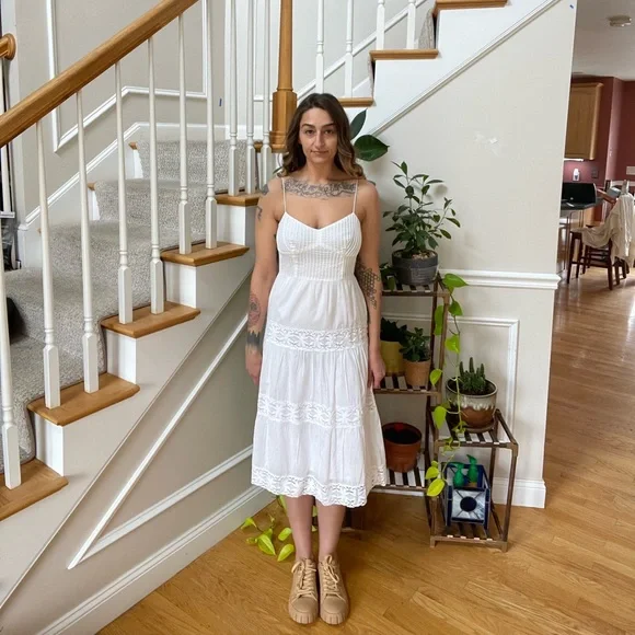 Ann Taylor LOFT Petite White Gown with Corset Top - Picture 8 of 11